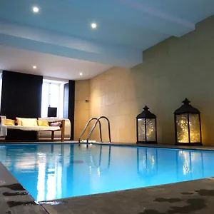 maison-eugenie.midi-pyreneeshotels.com/